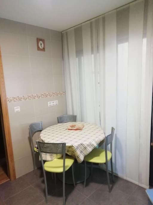 Habitacion En Piso Compartido Cerca De Playa De Samil Βίγκο Εξωτερικό φωτογραφία